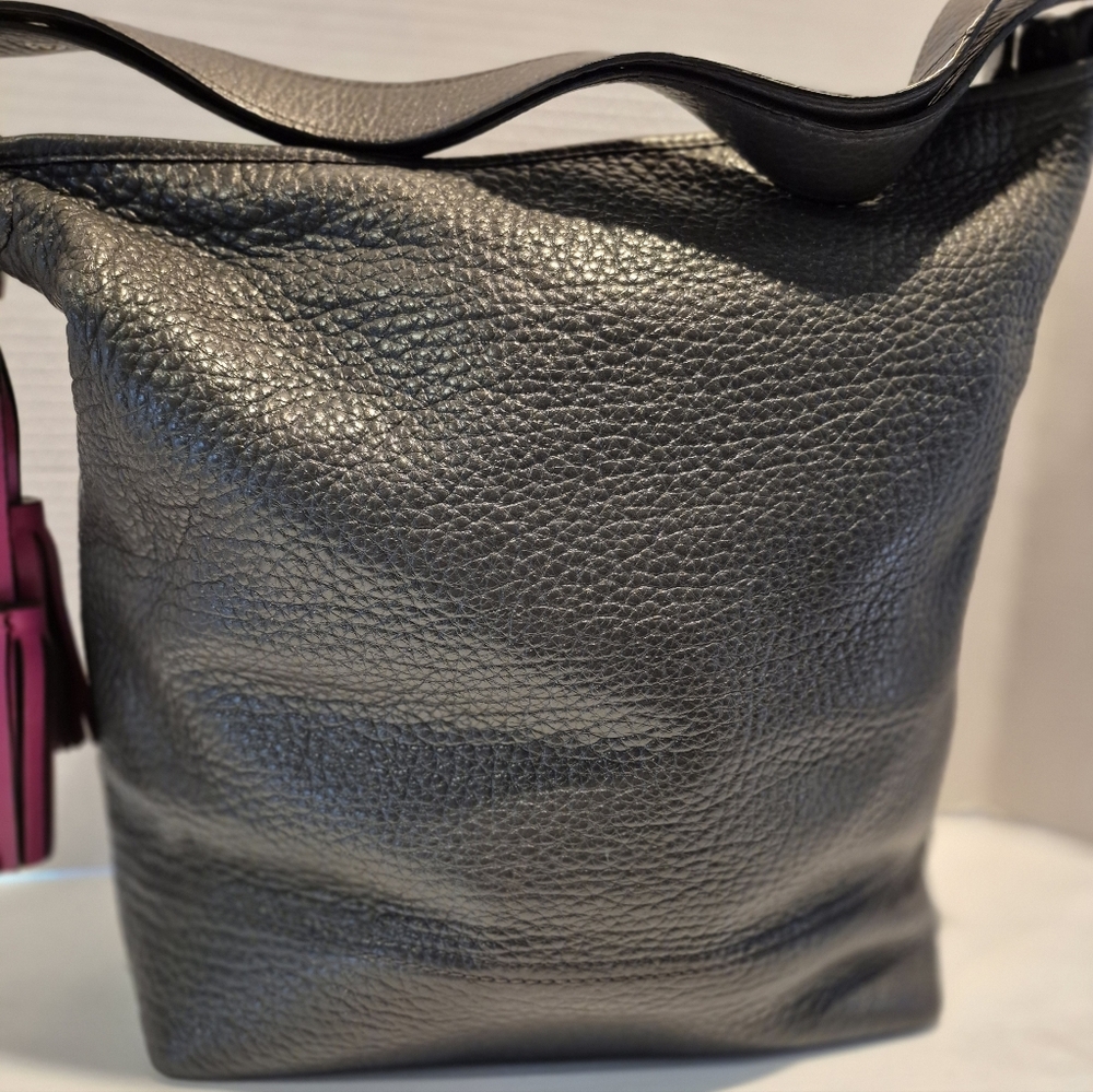 Coach Legacy Duffle in Gray pebbled leather with hot pink trim..EUC - Picture 2 of 11